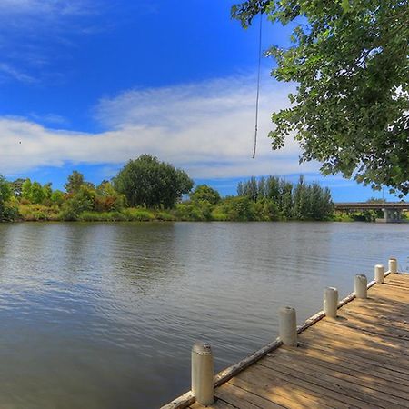 Nrma Bairnsdale Riverside Holiday Park מראה חיצוני תמונה