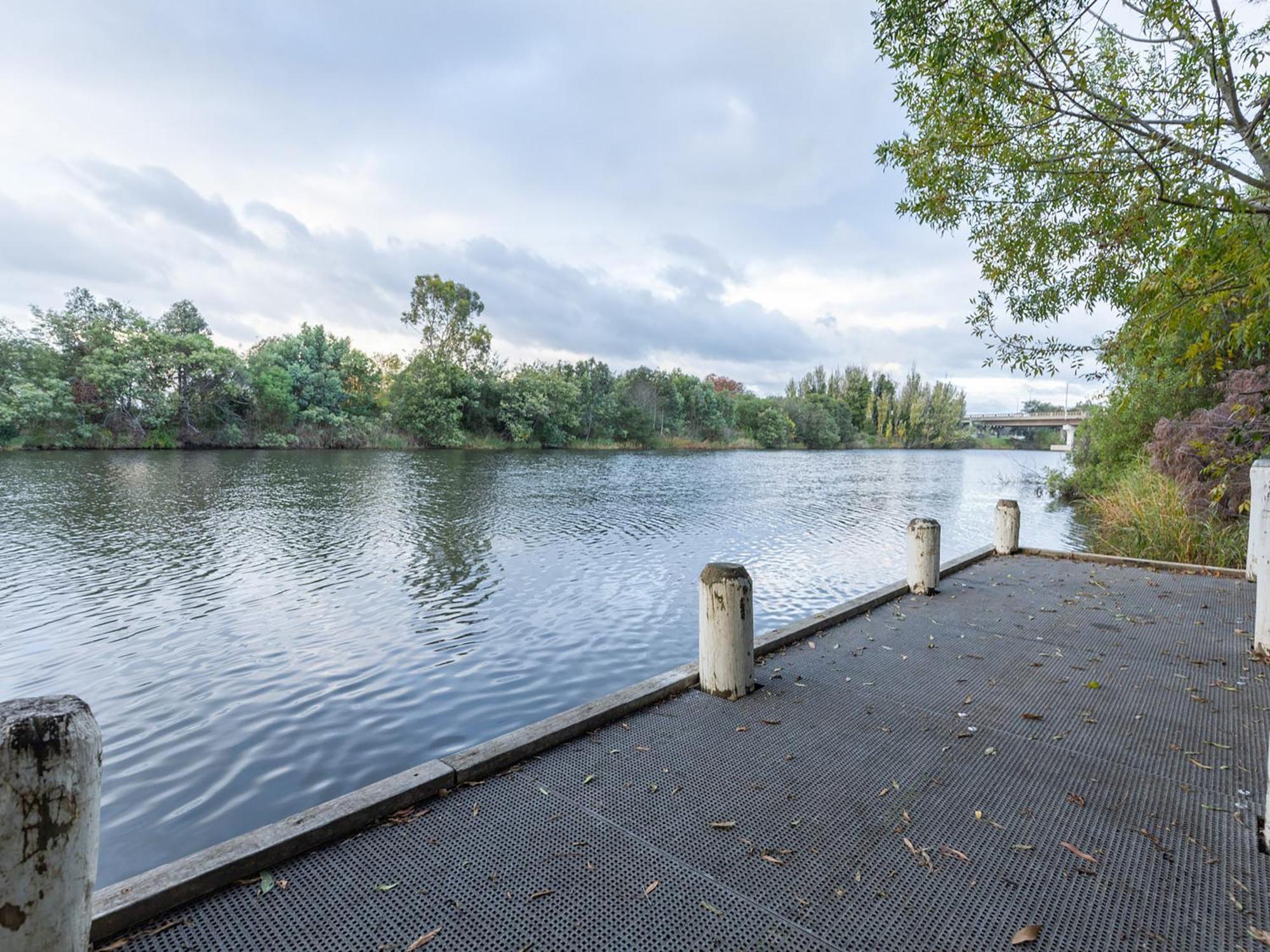 Nrma Bairnsdale Riverside Holiday Park מראה חיצוני תמונה
