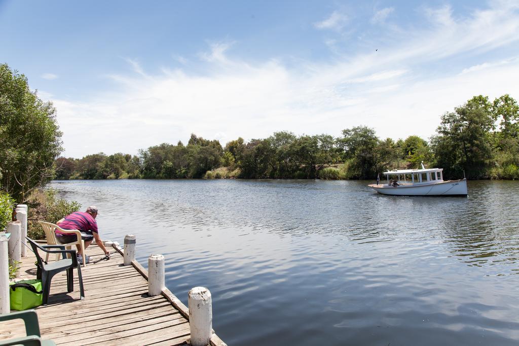 Nrma Bairnsdale Riverside Holiday Park מראה חיצוני תמונה