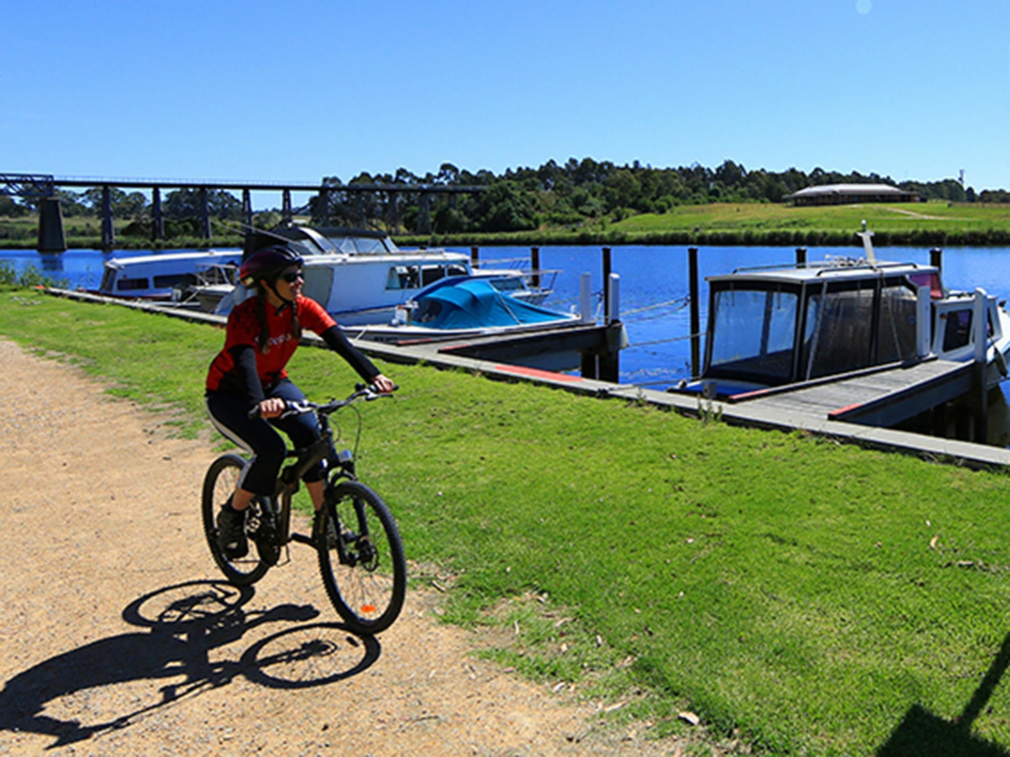 Nrma Bairnsdale Riverside Holiday Park מראה חיצוני תמונה